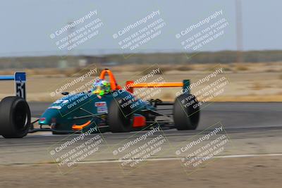 media/Oct-29-2022-CalClub SCCA (Sat) [[e05833b2e9]]/Race Group 2/Qualifying (Sweeper)/